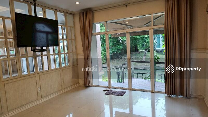 ห้องดูหนัง  เปิดทะลุห้องทานข้าวได้