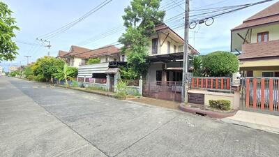 ขาย - บ้านรัตวรรณ, ปทุมธานี