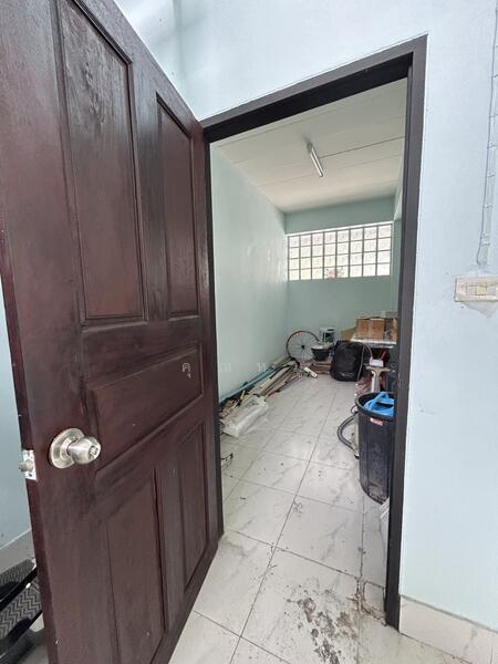 โอกาสทองนักลงทุน! ขายทาวน์โฮม 2 ชั้น 60 ตร.ว ทำเลเป็นที่ต้องการของนักลงทุนตัวจริง, ชลบุรี, ถนนจัดสรร, เสม็ด, เมืองชลบุรี, ชลบุรี, 160 ตร.ม., ทาวน์เฮ้าส์ ขาย, โดย คุณหมู, 60111871 - DDproperty.com