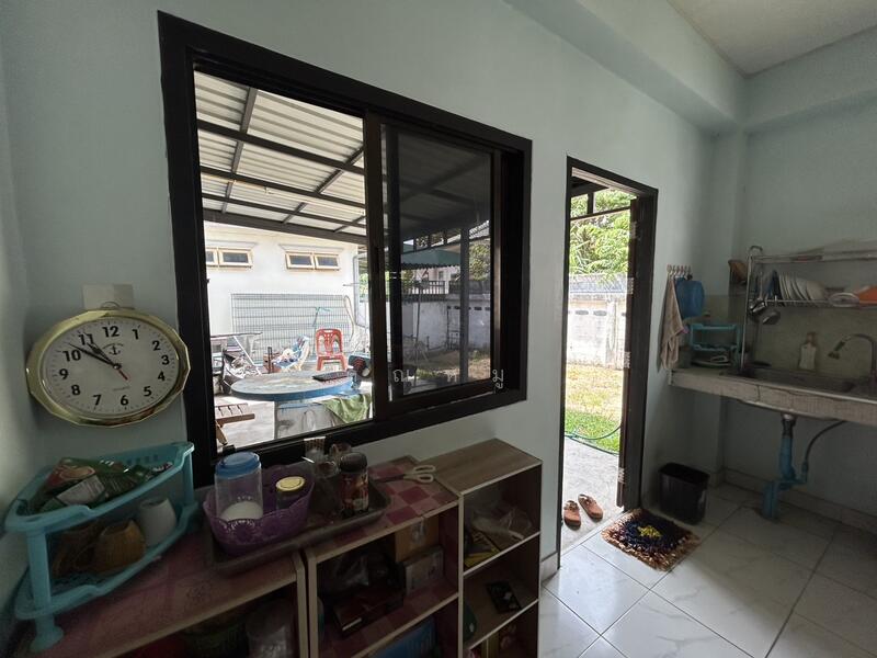 โอกาสทองนักลงทุน! ขายทาวน์โฮม 2 ชั้น 60 ตร.ว ทำเลเป็นที่ต้องการของนักลงทุนตัวจริง, ชลบุรี, ถนนจัดสรร, เสม็ด, เมืองชลบุรี, ชลบุรี, 160 ตร.ม., ทาวน์เฮ้าส์ ขาย, โดย คุณหมู, 60111871 - DDproperty.com