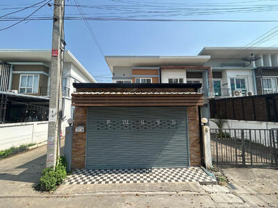 ขาย - ฟลอราวิลล์ พาร์ค โฮม ฉลองกรุง, กรุงเทพ