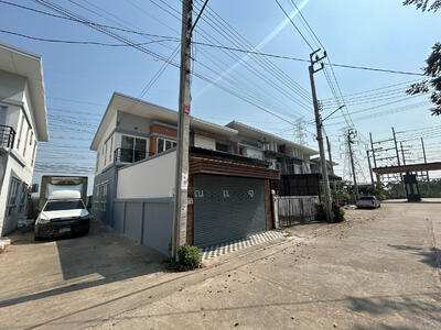 ขาย - ฟลอราวิลล์ พาร์ค โฮม ฉลองกรุง, กรุงเทพ