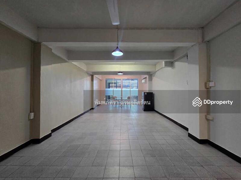ให้เช่า - โกดัง พร้อมสำนักงาน ลาดพร้าว 38, กรุงเทพ