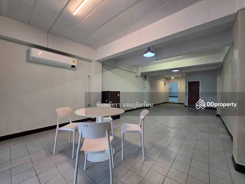 For Rent - โกดัง พร้อมสำนักงาน ลาดพร้าว 38, Bangkok
