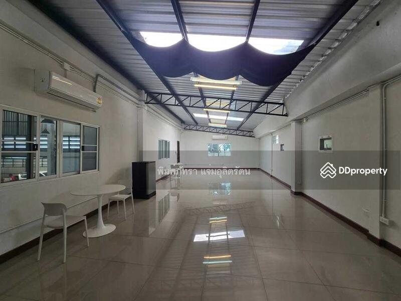 For Rent - โกดัง พร้อมสำนักงาน ลาดพร้าว 38, Bangkok