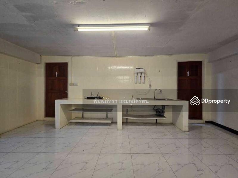 For Rent - โกดัง พร้อมสำนักงาน ลาดพร้าว 38, Bangkok