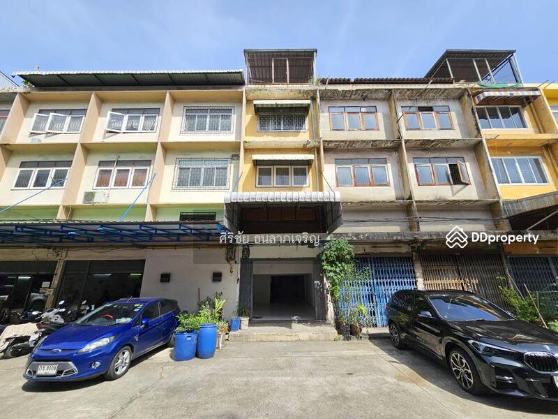 For Rent - A commercial building for rent 168 sqm2 Suksawad 31/1 Ladburana Bangkok near main road express way, Bangkok