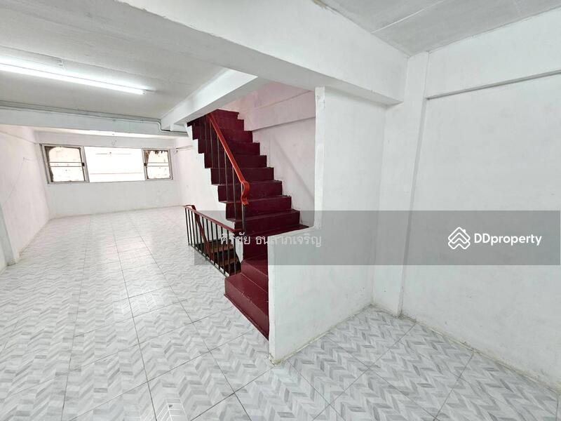 For Rent - A commercial building for rent 168 sqm2 Suksawad 31/1 Ladburana Bangkok near main road express way, Bangkok