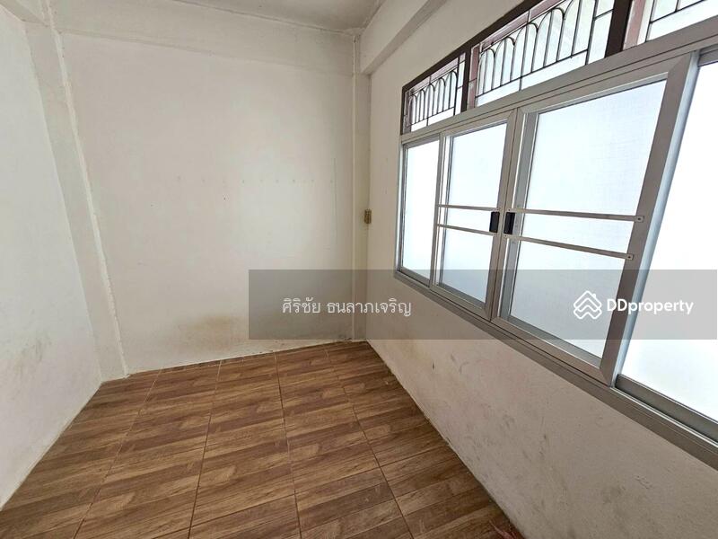 For Rent - A commercial building for rent 168 sqm2 Suksawad 31/1 Ladburana Bangkok near main road express way, Bangkok