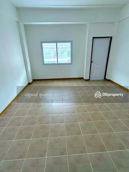 For Rent - ฟู้ดแลนด์ แจ๊ส ศรีนครินทร์ 1.1 กม. ค้าขาย ร้านนวด 6นอน 6น้ำ MRT ศรีด่าน 1.2กม, Samut Prakan