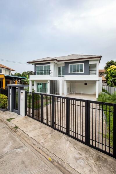 Baan Fah Green Park Royal Thonburirom, Bangkok, Pracha Uthit Road, Thung Khru, Bangkok, 4 Bedrooms, 150 sqm, Single Detached House For Sale, by NRagent, 60112702 - DDproperty.com