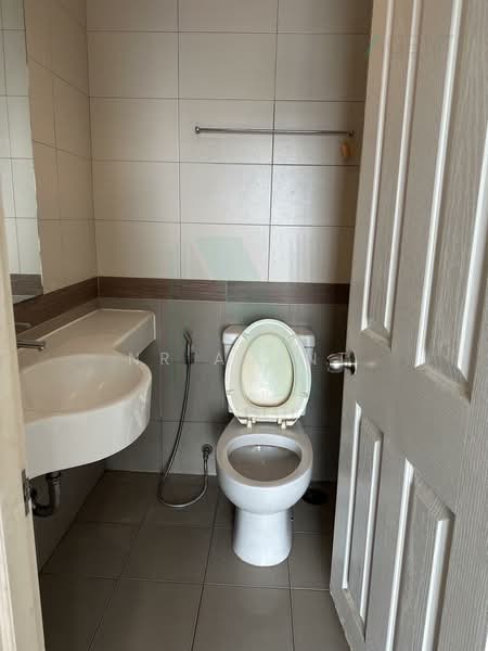 Lumpini Park Pinklao, Bangkok, 618 Boromarajonani Road, Bang Bamru, Bang Phlat, Bangkok, 1 Bedroom, 29 sqm, Condo For Sale, by NR AGENT, 60112866 - DDproperty.com