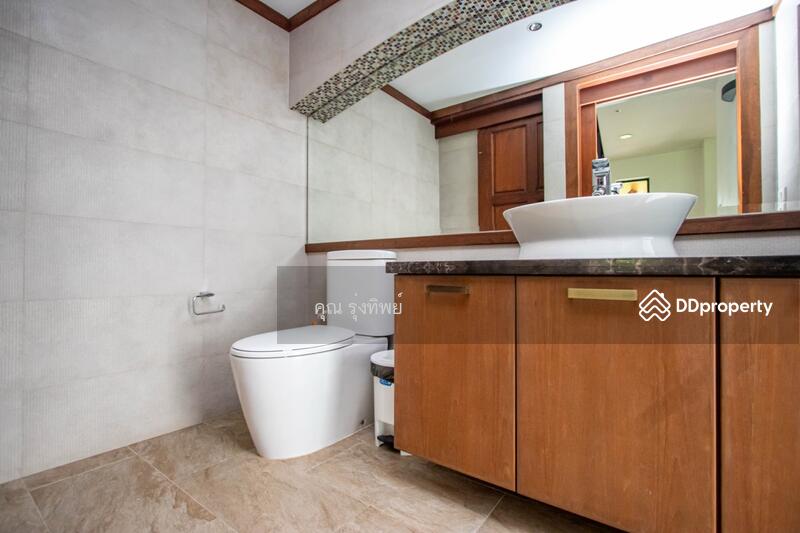 For Sale - Home in Chiang Mai Spacious 8 Bedroom House for Sale (NP070), Chiang Mai