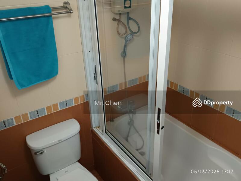 For Sale - Condo in the heart of Chiang Mai city, 11th floor, Chiang Mai city view, Chiang Mai