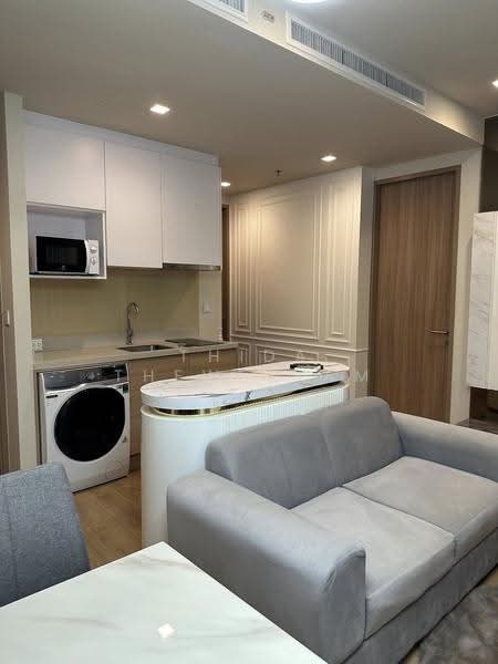 Noble Around Sukhumvit 33, Bangkok, 17 Soi Sukhumvit 33, Khlong Tan Nua, Watthana, Bangkok, 2 Bedrooms, 55 sqm, Condo For Rent, by Thida Thewinram, 60113327 - DDproperty.com