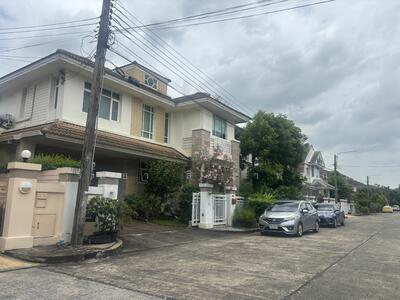 ขาย - Bangkok Boulevard Ratchada-Ramintra : บางกอก บูเลอวาร์ด รัชดา-รามอินทรา, กรุงเทพ