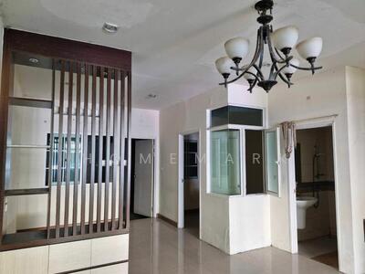 ขาย - Golden Town Onnut-Pattanakarn : ทาวน์โฮม โกลเด้น ทาวน์ อ่อนนุช-พัฒนาการ, กรุงเทพ