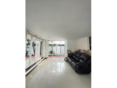 ขาย - Floraville Srinakarin-Theparak : ฟลอร่าวิลล์ ศรีนครินทร์-เทพารักษ์, สมุทรปราการ