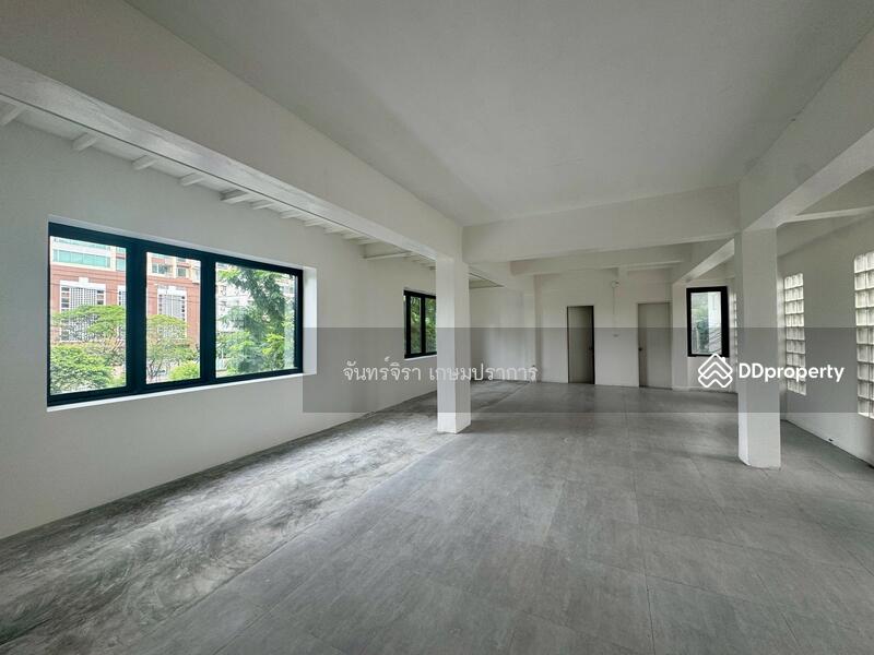 For Rent - Prime Commercial Space for Rent on Narathiwas Road (Near Sathon), Bangkok