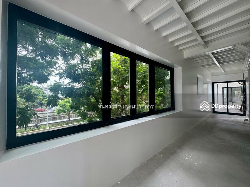 For Rent - Prime Commercial Space for Rent on Narathiwas Road (Near Sathon), Bangkok