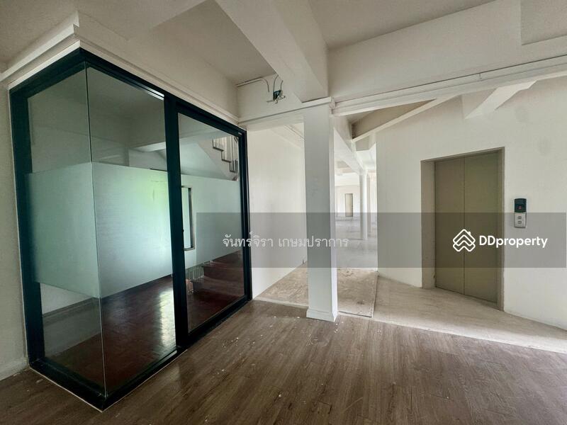 For Rent - Prime Commercial Space for Rent on Narathiwas Road (Near Sathon), Bangkok
