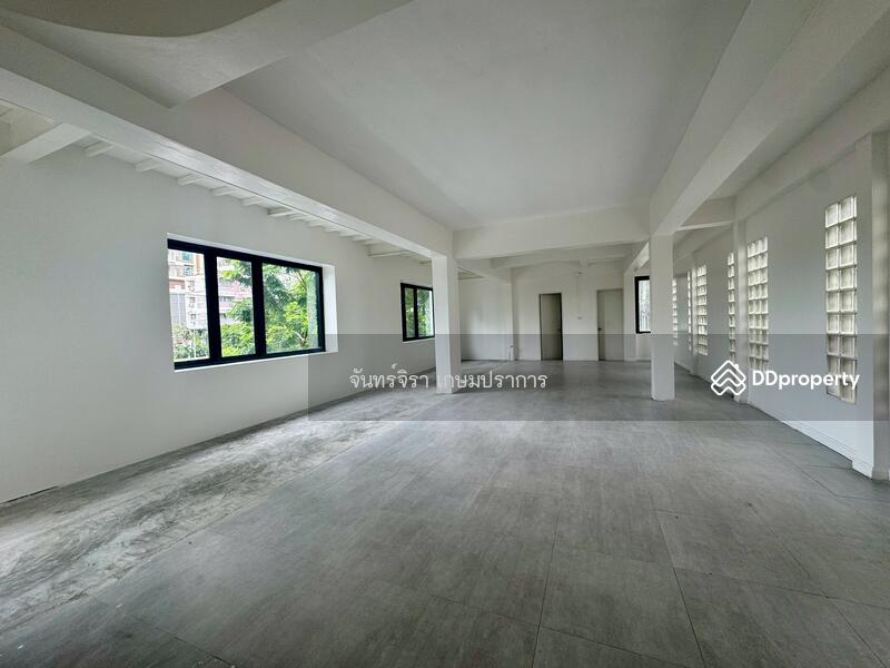For Rent - Prime Commercial Space for Rent on Narathiwas Road (Near Sathon), Bangkok
