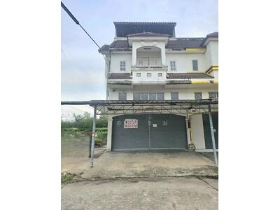 ขาย - ขายอาคารพาณิชย์ 2 ชั้นครึ่ง ทำเลทอง ติดถนนเพชรเกษม! ถูกที่สุดในย่านนี้ เหมาะสำหรับทำ โกดัง, ราชบุรี