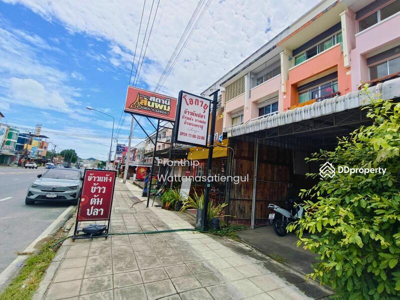 For Rent - For Rent: 3.5-Storey Commercial Building on Assumption Rai Kluai Road Prime Location for Busines, Chon Buri