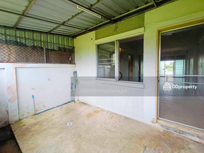 For Rent - For Rent: 3.5-Storey Commercial Building on Assumption Rai Kluai Road Prime Location for Busines, Chon Buri