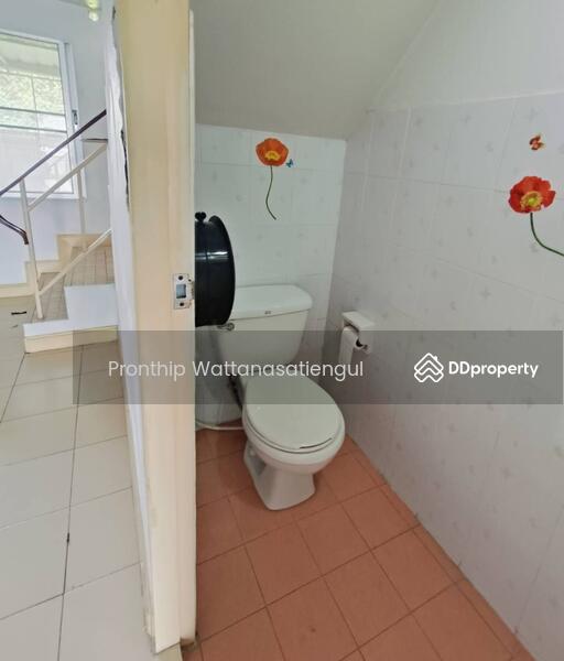 For Rent - For Rent: 3.5-Storey Commercial Building on Assumption Rai Kluai Road Prime Location for Busines, Chon Buri
