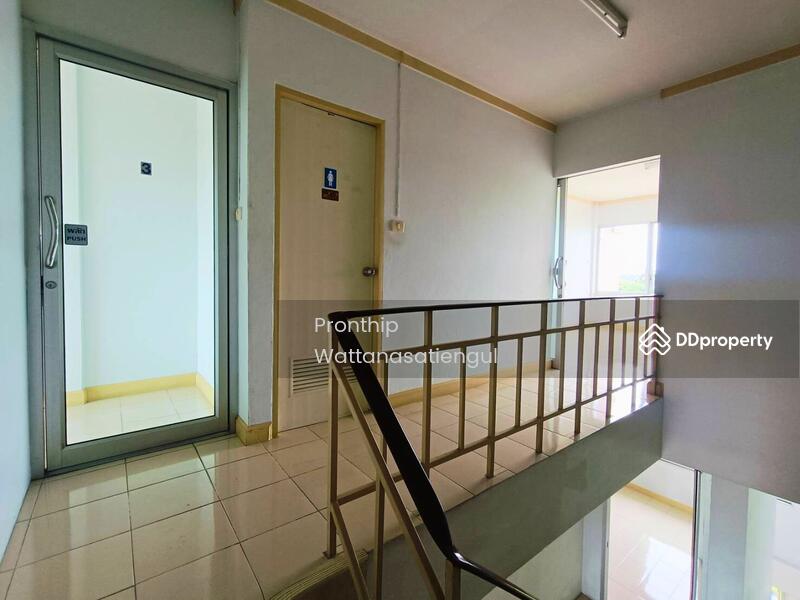 For Rent - For Rent: 3.5-Storey Commercial Building on Assumption Rai Kluai Road Prime Location for Busines, Chon Buri