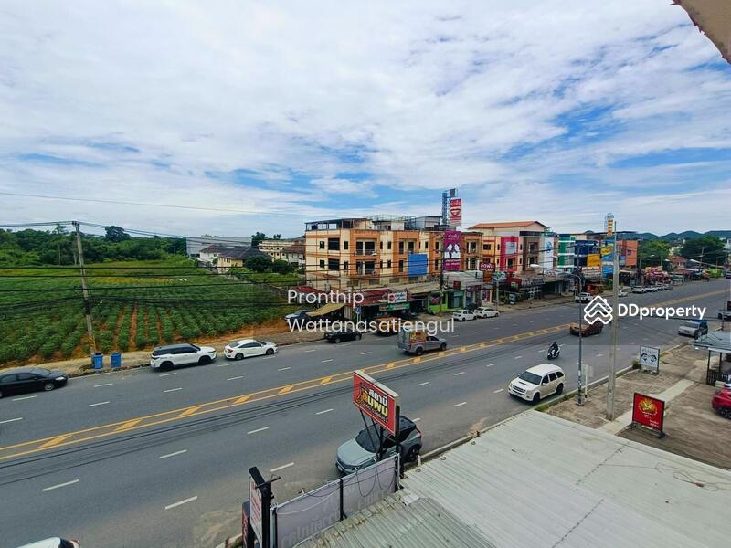 For Rent - For Rent: 3.5-Storey Commercial Building on Assumption Rai Kluai Road Prime Location for Busines, Chon Buri