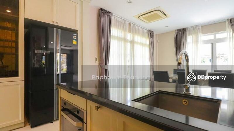 For Rent - 4-Bedroom House, Bangkok