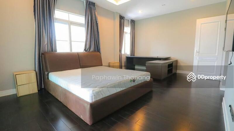 For Rent - 4-Bedroom House, Bangkok