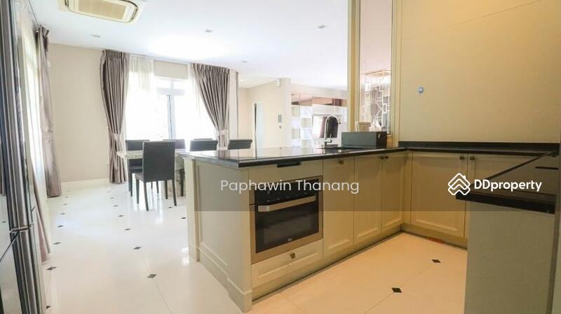 For Rent - 4-Bedroom House, Bangkok