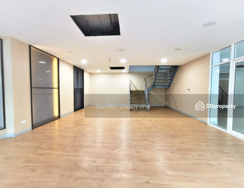 For Rent - อาคารให้เช่าใกล้ MRT เพชรบุรี: เหมาะสำหรับสำนักงานและโชว์รูม, Bangkok