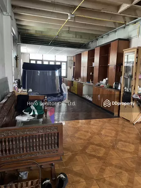 For Rent - For Rent Bangkok Shop House Sukhumvit Khlong Toei BTS Thong Lo BRE25554, Bangkok