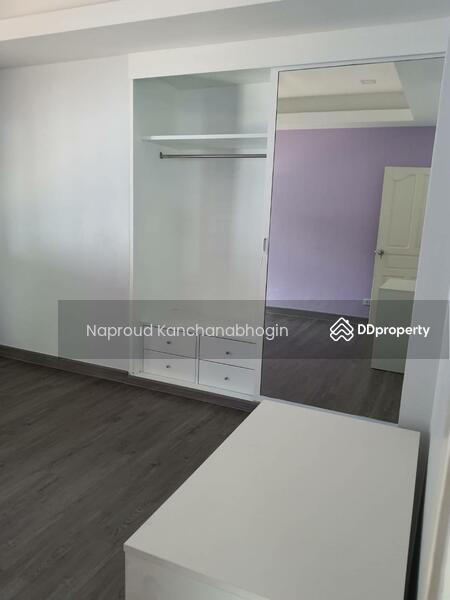 For Rent - 5-Bedroom House, Chon Buri