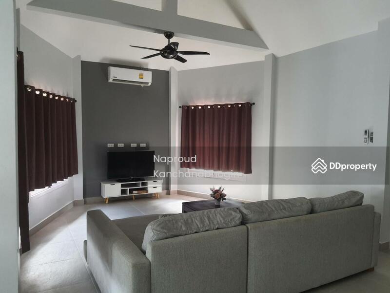 For Rent - 5-Bedroom House, Chon Buri