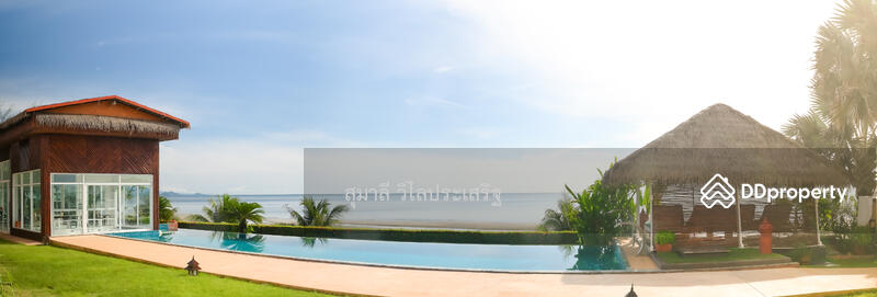 For Sale - Luxury Beachfront Villa 4-Bedrooms With Private Pool At Bang Saphan Yai, Prachuap Khiri Khan