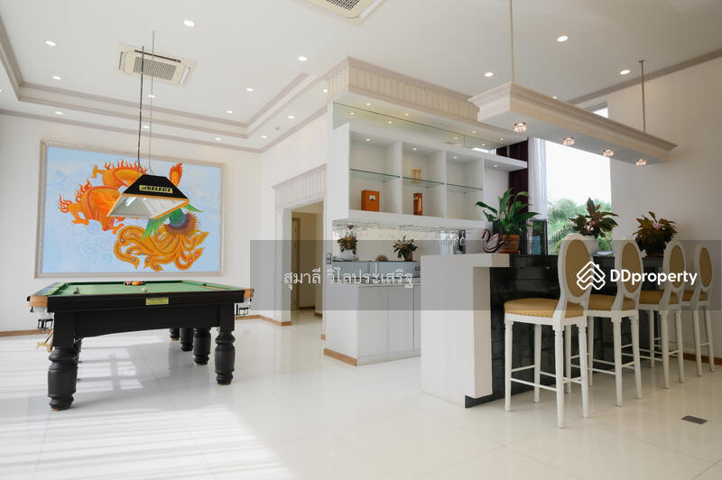 For Sale - Luxury Beachfront Villa 4-Bedrooms With Private Pool At Bang Saphan Yai, Prachuap Khiri Khan