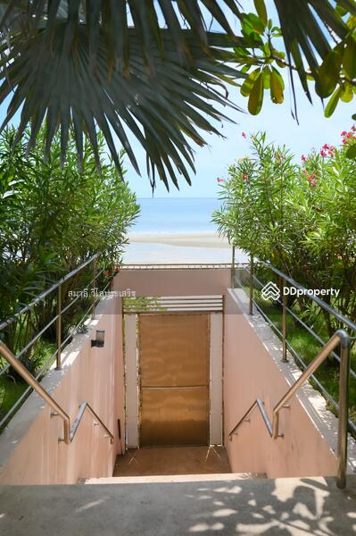 For Sale - Luxury Beachfront Villa 4-Bedrooms With Private Pool At Bang Saphan Yai, Prachuap Khiri Khan