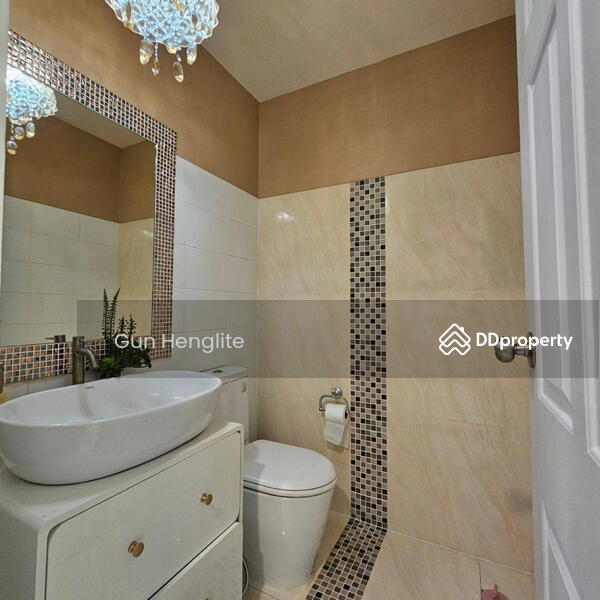 For Sale - 2-Bedroom House, Bangkok