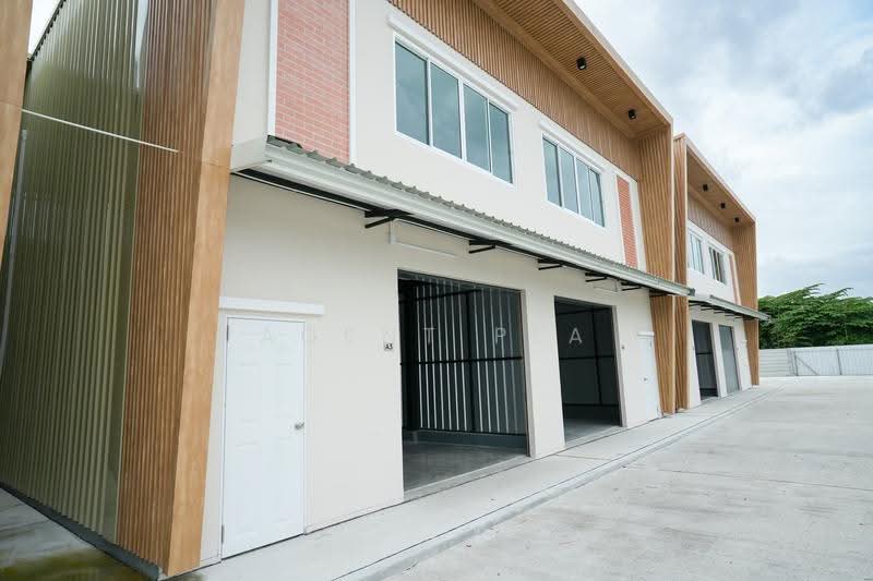 UP Space On Nut – Office + Warehouse, 800 m from BTS Srinakarin (Property Code: SPS-PP176), Bangkok, Suan Luang, Suan Luang, Bangkok, , 108 sqm, Warehouse/Factory For Rent, by Agent Pla, 60115678 - DDproperty.com