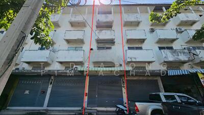 ขาย - ขายด่วน อาคารพาณิชย์ 4 ชั้น ติดถนน แยก วงศกร สายไหม, กรุงเทพ