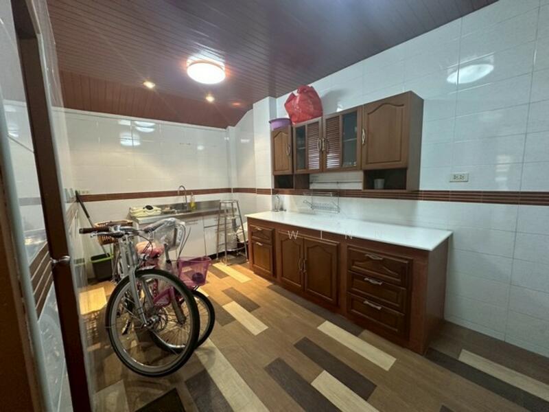 For Sale - บ้านเดี่ยว 2 ชั้น ติดริมถนนราชพฤกษ์ ใกล้รถไฟฟ้าสถานีบางหว้า, Bangkok