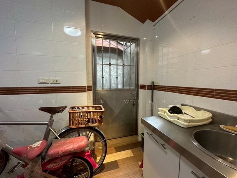 For Sale - บ้านเดี่ยว 2 ชั้น ติดริมถนนราชพฤกษ์ ใกล้รถไฟฟ้าสถานีบางหว้า, Bangkok