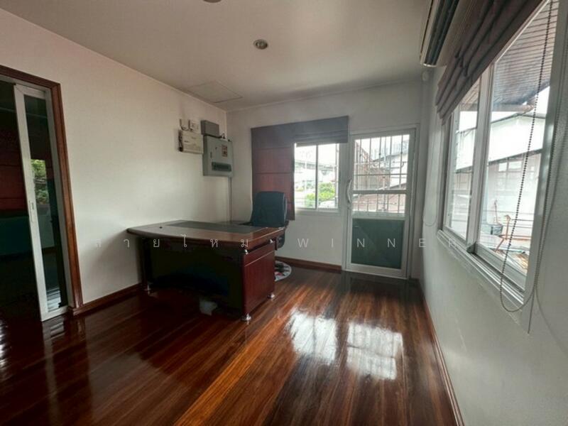 For Sale - บ้านเดี่ยว 2 ชั้น ติดริมถนนราชพฤกษ์ ใกล้รถไฟฟ้าสถานีบางหว้า, Bangkok