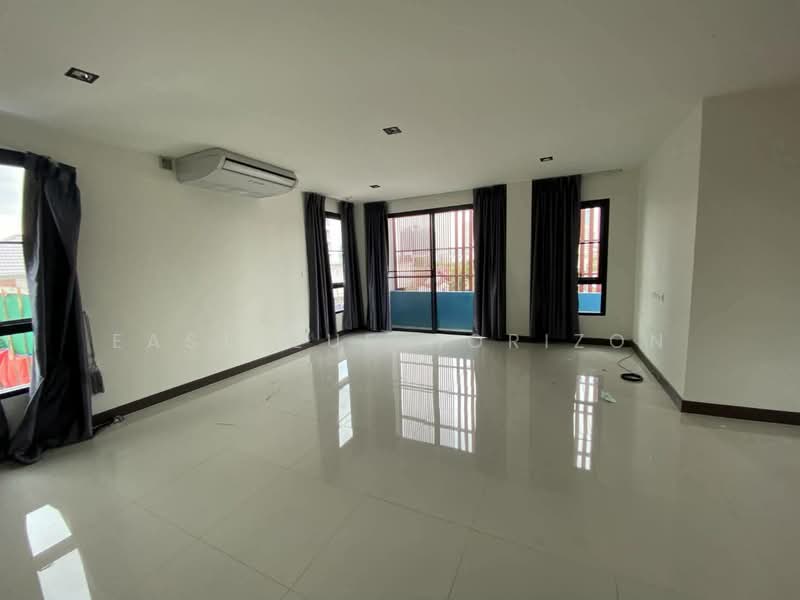 Home Office Area Suttisan, กรุงเทพ, สามเสนนอก, ห้วยขวาง, กรุงเทพ, 480 ตร.ม., ตึกแถว-อาคารพาณิชย์ ให้เช่า, โดย Eastblue Horizon, 60116096 - DDproperty.com
