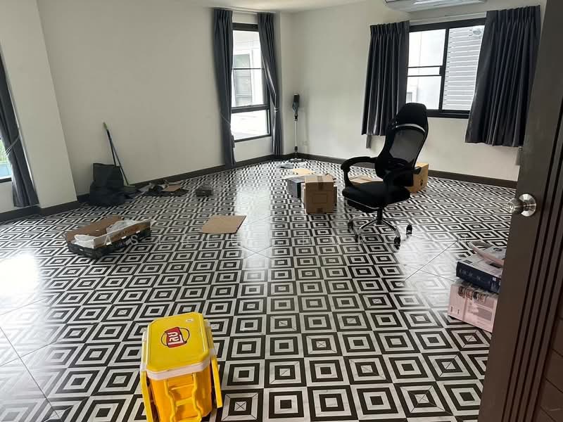 Home Office Area Suttisan, กรุงเทพ, สามเสนนอก, ห้วยขวาง, กรุงเทพ, 480 ตร.ม., ตึกแถว-อาคารพาณิชย์ ให้เช่า, โดย Eastblue Horizon, 60116096 - DDproperty.com